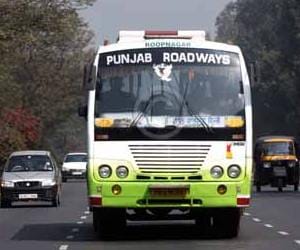 women spacial bus survice in punjab