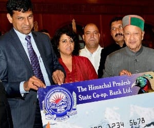 himachal should have to use mobile technology in banking : Rajan