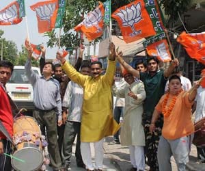 bjp again starts campaign for delhi elections