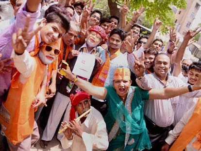 bjp gets record seats in uttar pradesh, sp and bsp fails