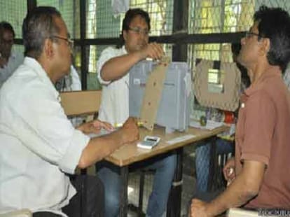 Haryana Assembly Elections Results 2014 - BJP Strong in NCR, Congress Trails