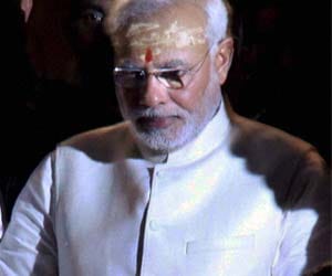 terrorist can attack on narendra modi, alert in delhi