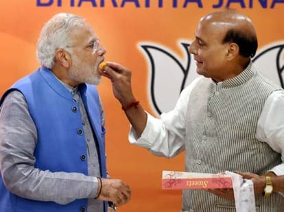 modi to wear special cloth of vrindavan
