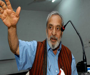 Famous author Ananthamurthy died.