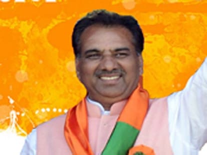 modi lehar gives victory to outsiders