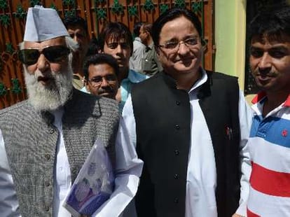 sp leaders are raising fingers at each other