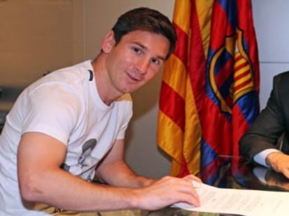 Lionel Messi become world s highest paid player