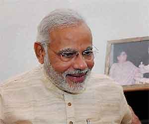 Modi became most popular leader on facebook