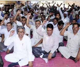 BDPO took files after Pattedar Protest