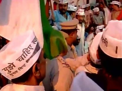 Arvind jailed become top twitter trend