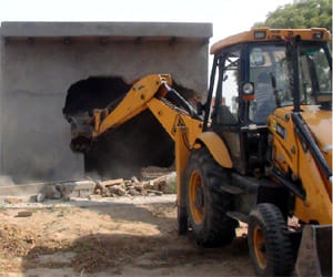 Demolition of the Corporation in Naveen Nagar