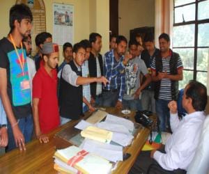 ABVP demonstration againest result delay in HPU