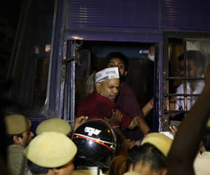 aap workers protest against lathi charge