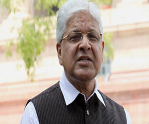 many issues running within congress