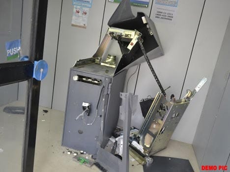 thieves break state bank atm in agra