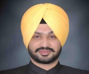 Police Raid on Rajwant Shergil Female Friends House