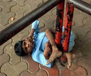 Chains including children fled from seminaries.