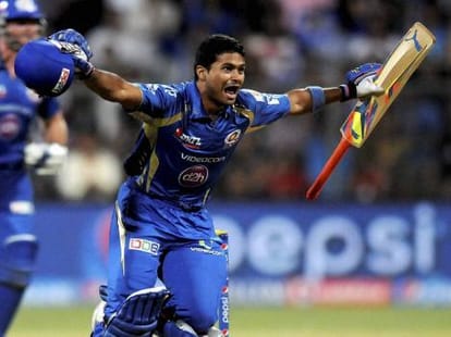 how mumbai indians gets an extra bowl!