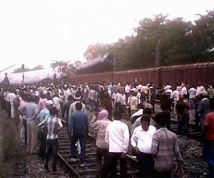 train accident_gorakhpur_breaking news
