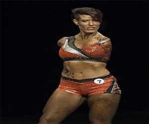 women body builder without arms