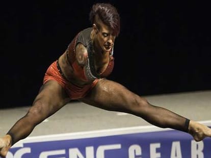 women body builder without arms