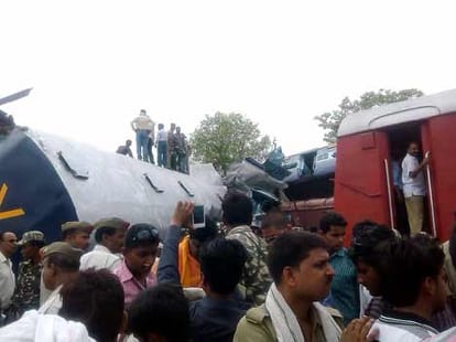 gorakhdham express_train accident_dead