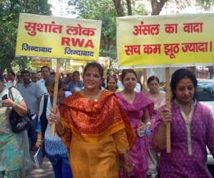 sushant lok ansal flat owner raise voices against builder