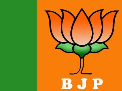 dispute in delhi bjp for cm candidate after harshvardhan goes to central cabinet