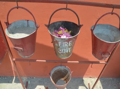 a minor girl burn out in basti