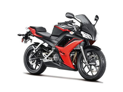 Hero MotoCorp HX250R VS Yamaha YZF-R25 
