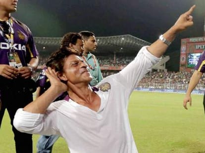 shahrukh khan in new controversy