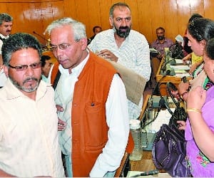 Councillors Boycott the municipal House