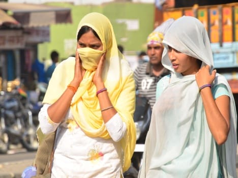 heat waves, mercury rise to 42 degree