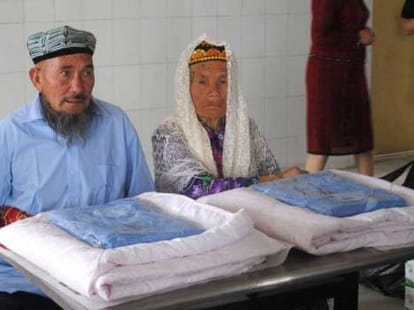 70 year man marries 113 years old lady