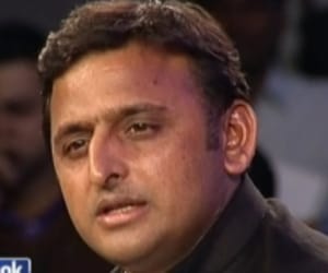 akhilesh makes change in his cabinet