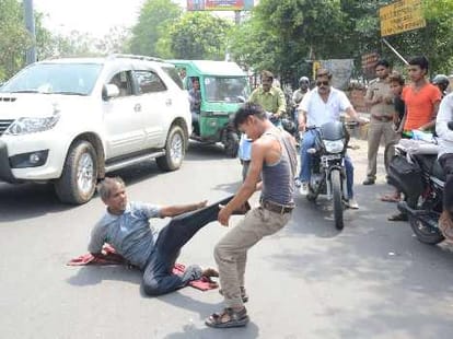 Be abusive father daughter in UP