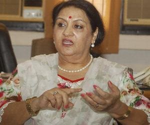nadia babbar says, batter artist in chandigarh