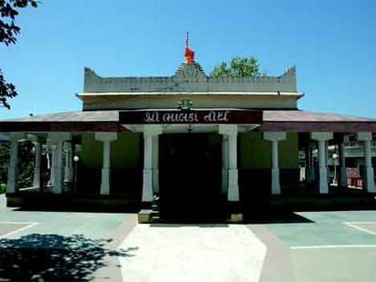 vastu dosha krishna temple dwarika bhalka tirth