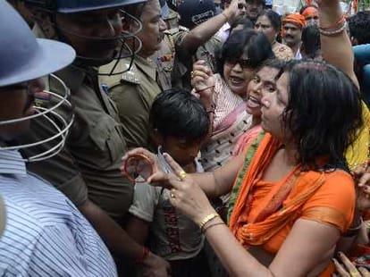 congress alleges sp for crime in uttar pradesh