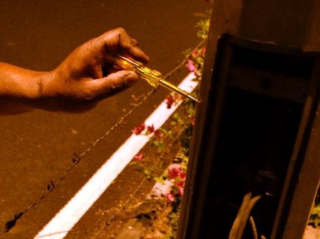 man died by electric shot