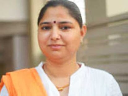 pm narendra modi reprimand bjp mp priyanka