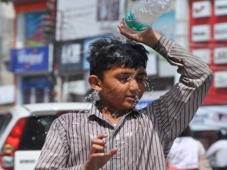 very hot weather in summers