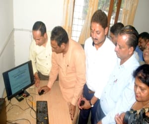 dispute between mayor and congress minister.