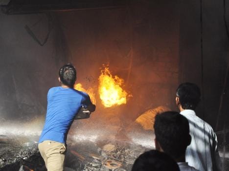 lpg cylinder blast 3 dead
