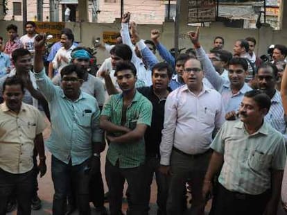 Power Cut problem in delhi
