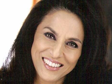 Shobhaa De tweet creates controversy over Gopinath Munde’s death