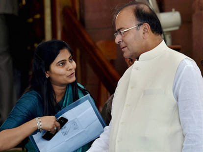 leadership crisis in Apna Dal.