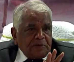 MP Home Minister Babulal Gaur defends Akhilesh & Mulayam