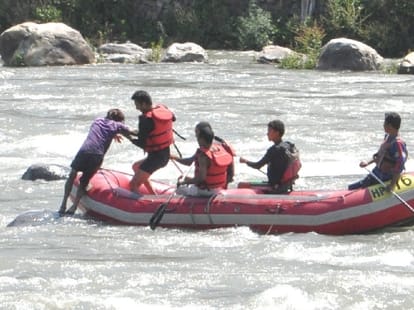 Two flows in Rishikesh ganga