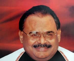 Pakistani leader altaf hussain release from jail